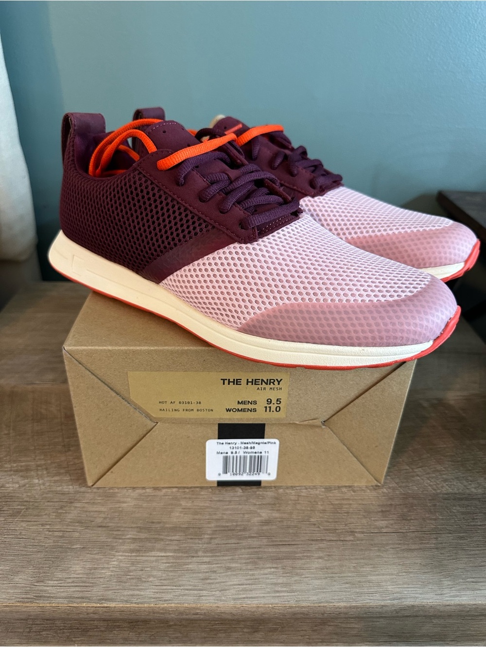 York Athletics The Henry Runner Sneaker Magenta and Pink M 9.5/ W 11 NWT